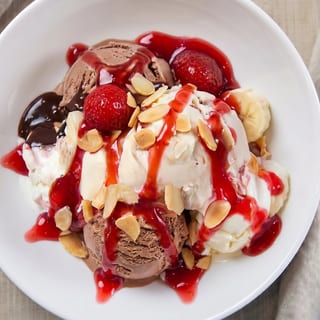 Strawberry Sundae